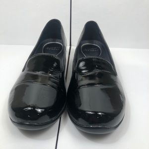 Women’s Patent Leather Black Danskos size 41- 10.5